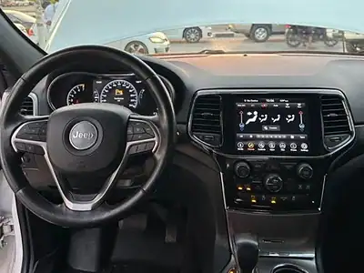 2020 Jeep Grand Cherokee Laredo 3.6L 6 Cylinders Petrol White Black 4WD