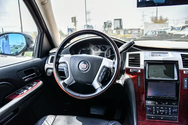 2011 Cadillac Escalade ESV 8 Cylinders Engine Black Sedan Super Clean Car