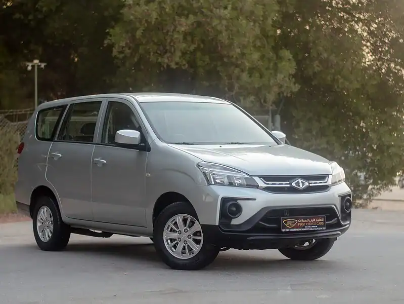 2020 CMC Z7 Standard 2.4L 4 Cylinders Engine GCC Specs Silver Black