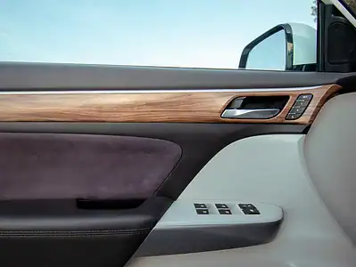 2020 GAC GS8 GL 2.0L 4 Cylinders Engine GCC Specs White Beige