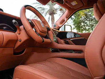 2025 Yangwang U8 Hybrid Yangwang U8 0KM White Orange SUV