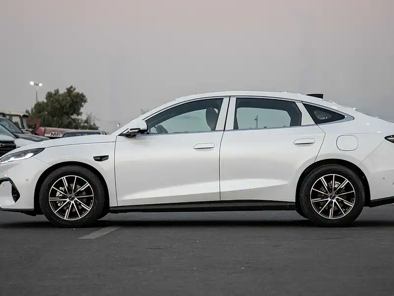 2025 BYD Seal 06 DM-i Hybrid PREMIUM EDITION SMART DRIVING 0KM White Grey