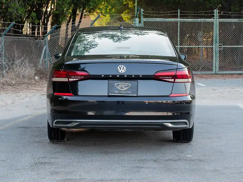 2020 Volkswagen PASSAT Trendline 2.5L 4 Cylinders Engine Black Grey