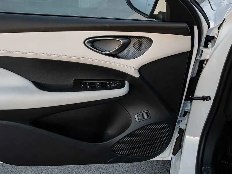 2025 BYD Seal 05 DM-i Hybrid PREMIUM EDITION 0KM White Grey Sedan