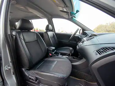 2020 CMC Z7 Standard 2.4L 4 Cylinders Engine GCC Specs Silver Black