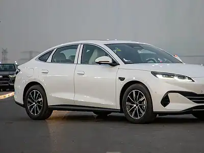 2025 BYD Seal 06 DM-i Hybrid PREMIUM EDITION SMART DRIVING 0KM White Grey