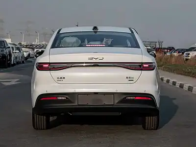 2025 BYD Seal 05 DM-i Hybrid PREMIUM EDITION 0KM White Grey Sedan