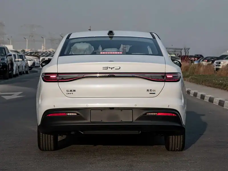 2025 BYD Seal 05 DM-i Hybrid PREMIUM EDITION 0KM White Grey Sedan