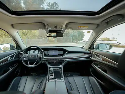 2022 GAC GA8 GL 2.0L 4 Cylinders Engine Grey Black GCC Specs