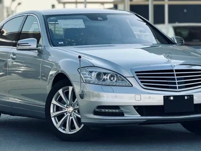 2012 Mercedes-Benz S-Class S 550 8 Cylinders Engine Silver Black Sedan RWD