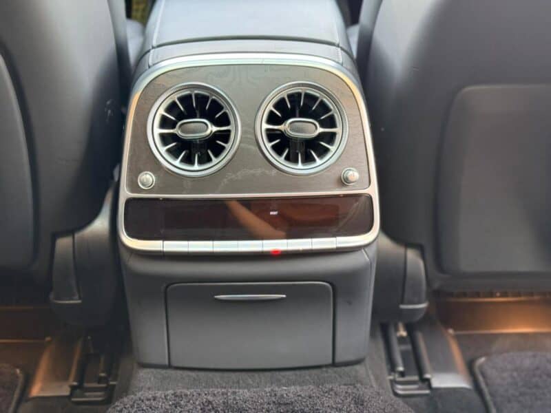 2018 Mercedes-Benz S63L AMG V8 Twin-turbocharged Engine White Black