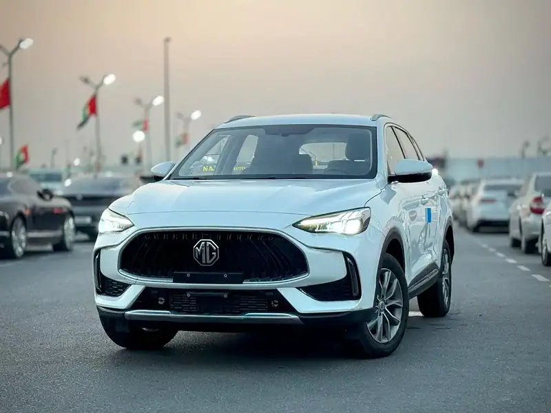 2024 MG HS 20T 1.5 litre 4 Cylinder Engine Petrol Manual White Black