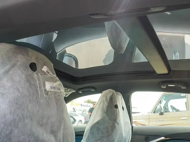 2025 MG 7 300 VGI 4 Cylinder Engine Petrol Grey Green Sedan