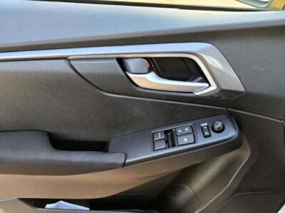 2026 Isuzu DMax SINGLE CAB MANUAL DIESEL ENGINE 1.9 TURBO Silver Black