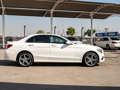 2016 Mercedes-Benz C-Class C200 4 Cylinder Engine White Black Sedan
