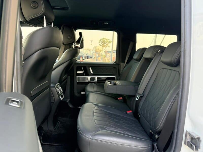 2019 Mercedes Benz G63AMG 4.0-liter V8 biturbo Engine White Black