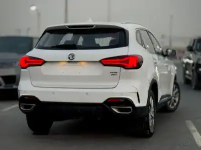 2024 MG HS 20T 1.5 litre 4 Cylinder Engine Petrol Manual White Black