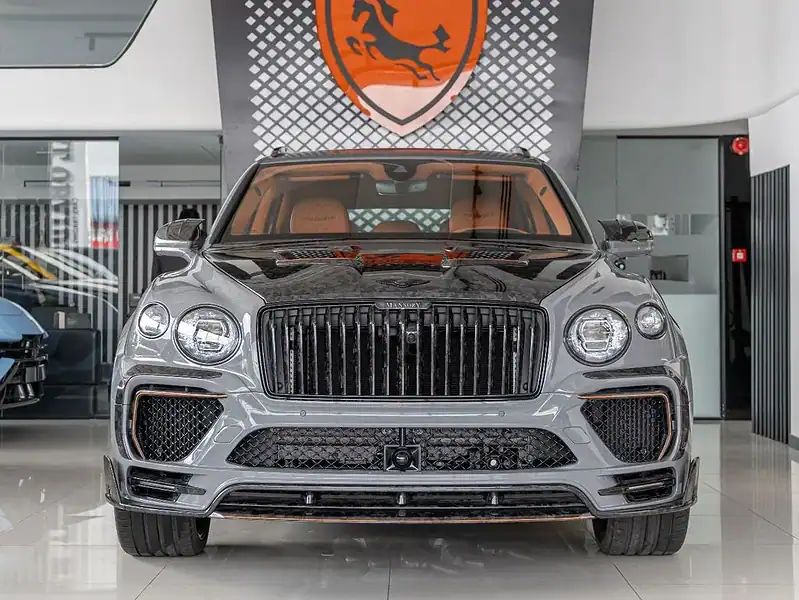 2025 Bentley Bentayga ORIGINAL MANSORY Evo Bespoke Carbon Exterior Grey Orange