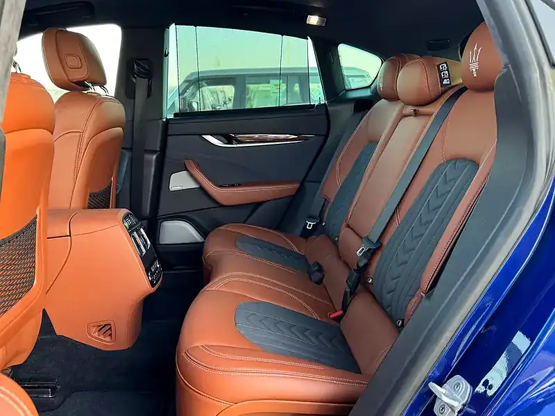 2018 Maserati Levante Other 6 Cylinders Engine Blue Brwon SUV