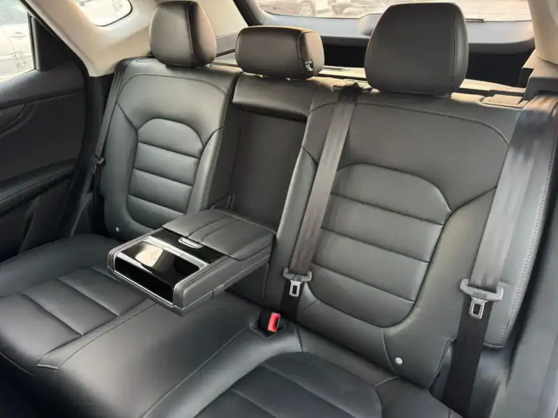 2024 MG HS 20T 1.5 litre 4 Cylinder Engine Petrol Manual White Black