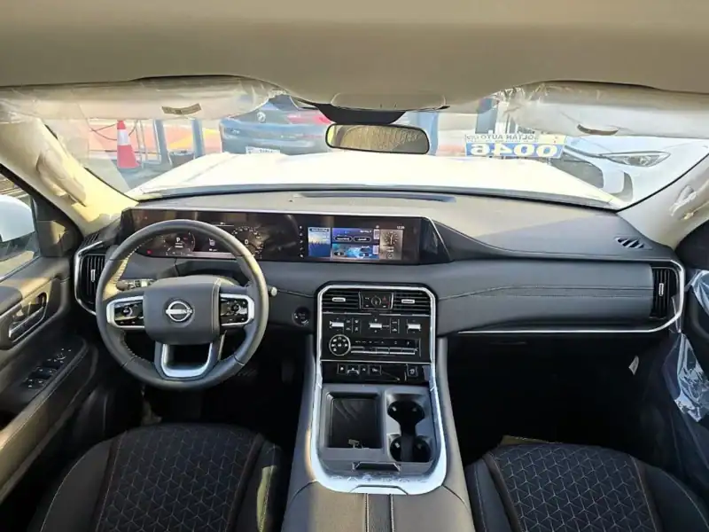 2025 Nissan Patrol Nissan Patrol LE T1 3.5L V6 Turbo 4WD White Black