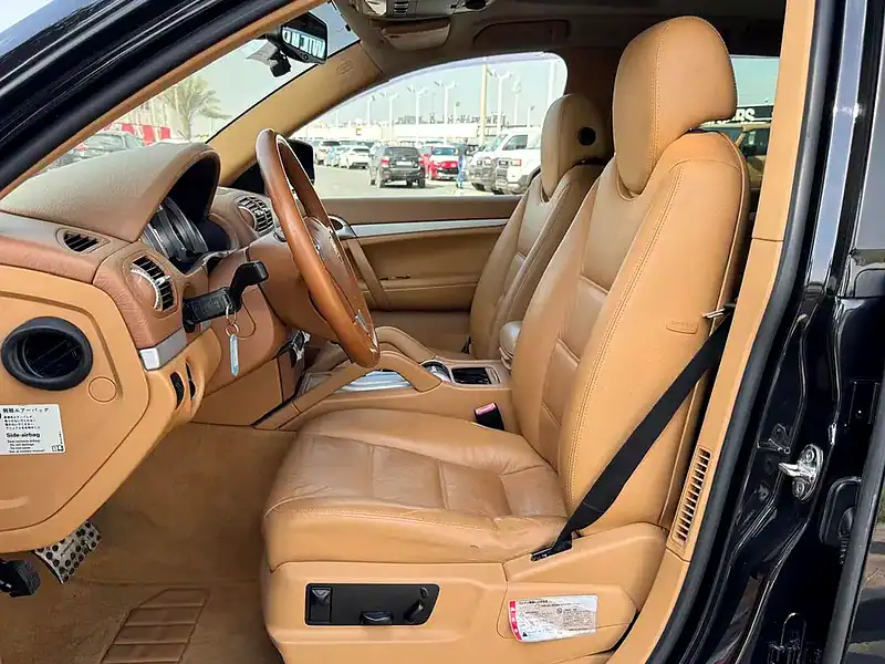 2007 Porsche Cayenne S 8 Cylinders Engine Black Beige SUV