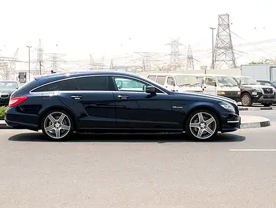 2013 Mercedes-Benz CLS-Class CLS 63 AMG 8 Cylinder Engine Blue Black