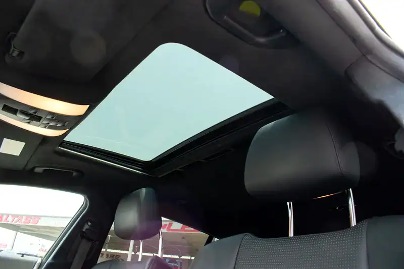 2013 Mercedes-Benz CLS-Class CLS 63 AMG 8 Cylinder Engine Blue Black