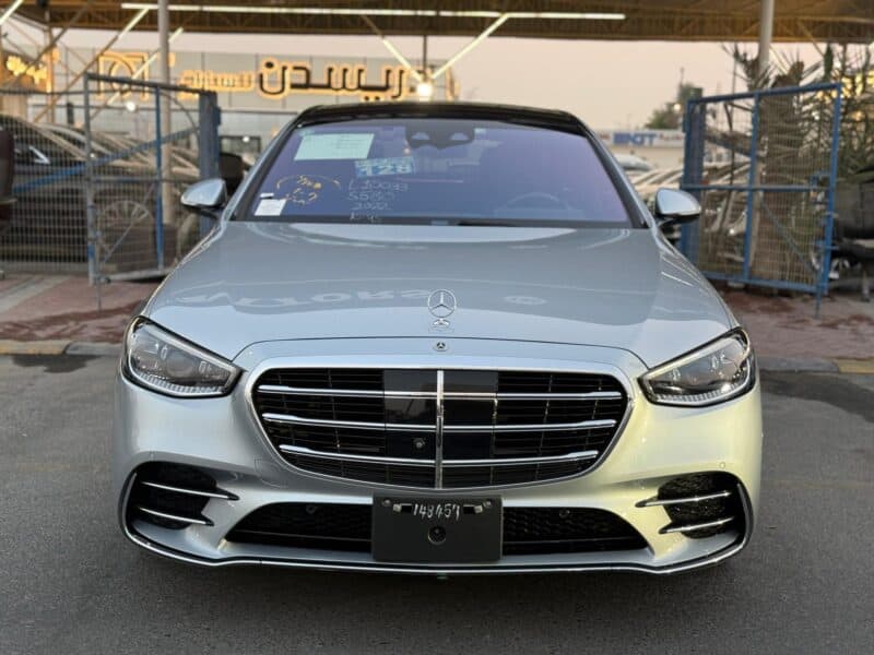 2022 Mercedes-Benz S580L 4.0L V8 Engine Silver Black Sedan