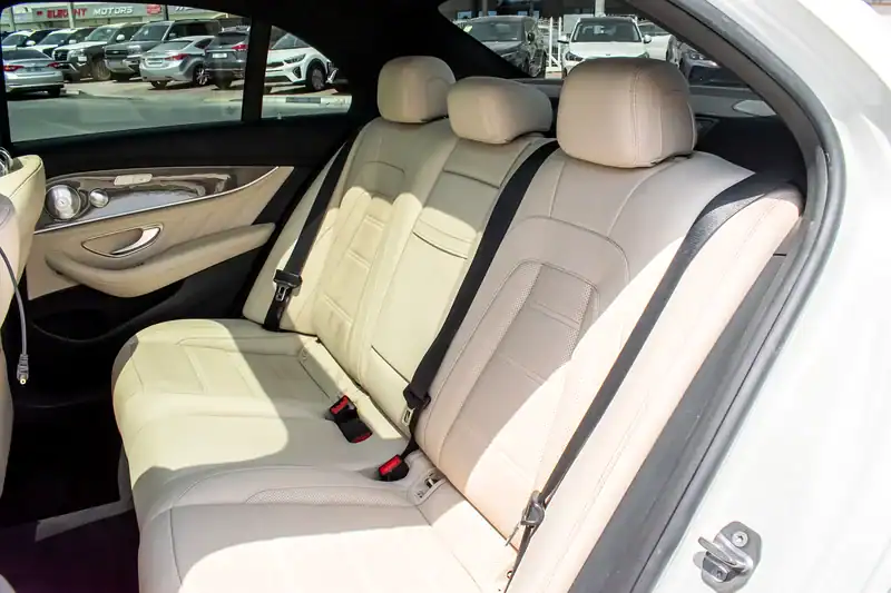 2018 Mercedes-Benz E-Class E 43 6 Cylinder Engine White Beige Sedan
