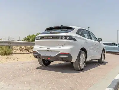 2025 Forthing Friday Dong Feng Electric 410Km White Black SUV