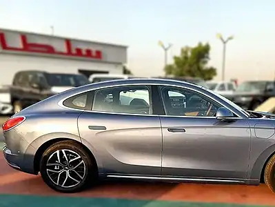 2023 ORA Good Cat ORA LIGHTING FULLY EV 555 K.M RANGE Blue Orange