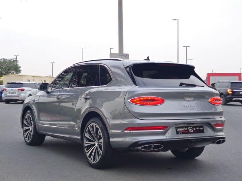 2021 Bentley Bentayga FIRST EDITION 8 Cylinder Engine Grey Beige SUV
