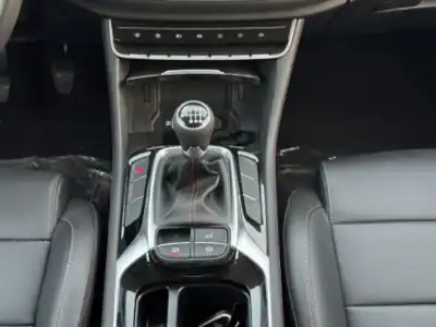 2024 MG HS 20T 1.5 litre 4 Cylinder Engine Petrol Manual White Black