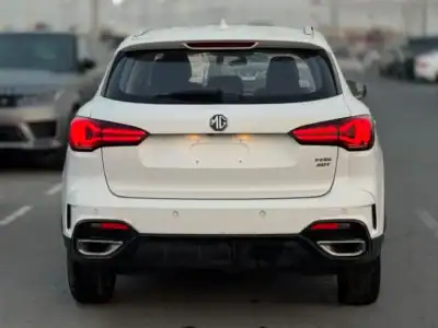 2024 MG HS 20T 1.5 litre 4 Cylinder Engine Petrol Manual White Black