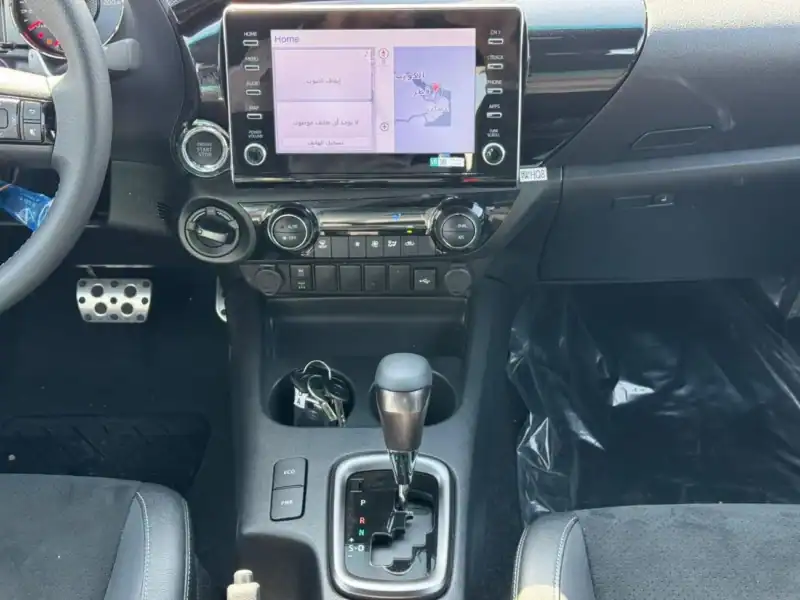 2025 Toyota Hilux GR Sport 4.0L 6 Cylinders Engine White Black GCC Specs