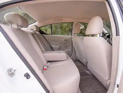 2022 Nissan Sunny SV 1.5L 4 Cylinder Engine White Beige GCC Specs FWD