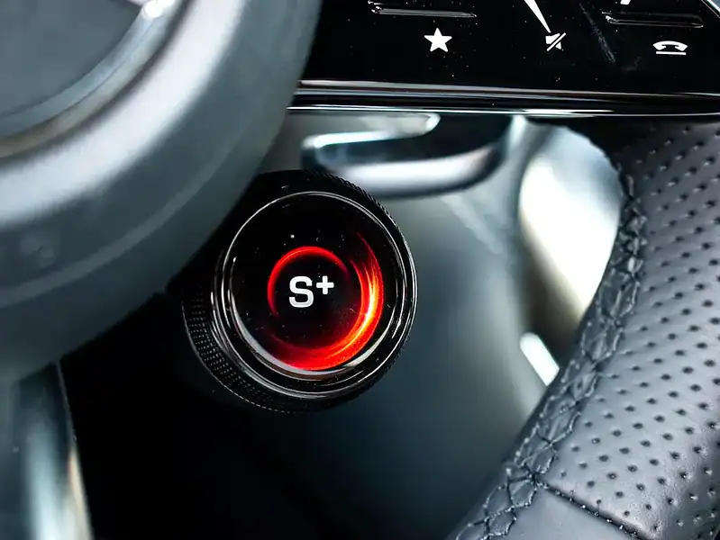 2024 Mercedes-Benz AMG GT 8 Cylinder Engine White Black Coupe