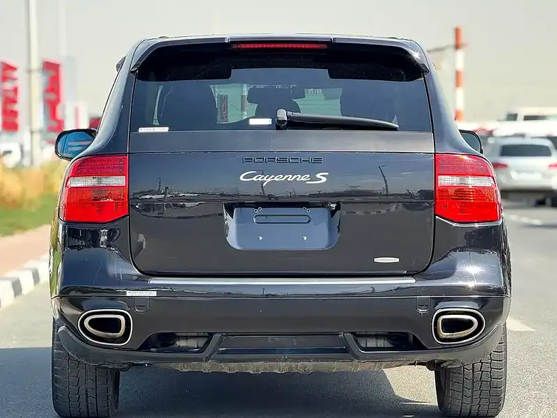 2007 Porsche Cayenne S 8 Cylinders Engine Black Beige SUV