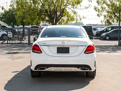 2016 Mercedes-Benz C-Class C200 4 Cylinder Engine White Black Sedan