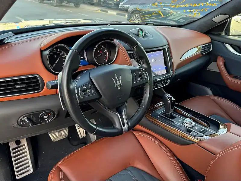 2018 Maserati Levante Other 6 Cylinders Engine Blue Brwon SUV
