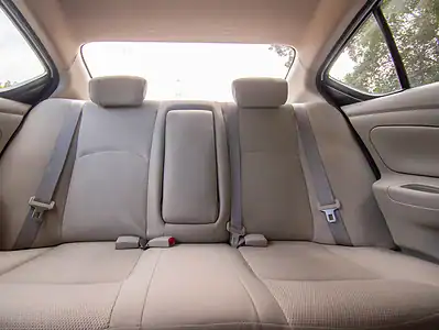 2022 Nissan Sunny SV 1.5L 4 Cylinder Engine GCC Specs FWD White Beige