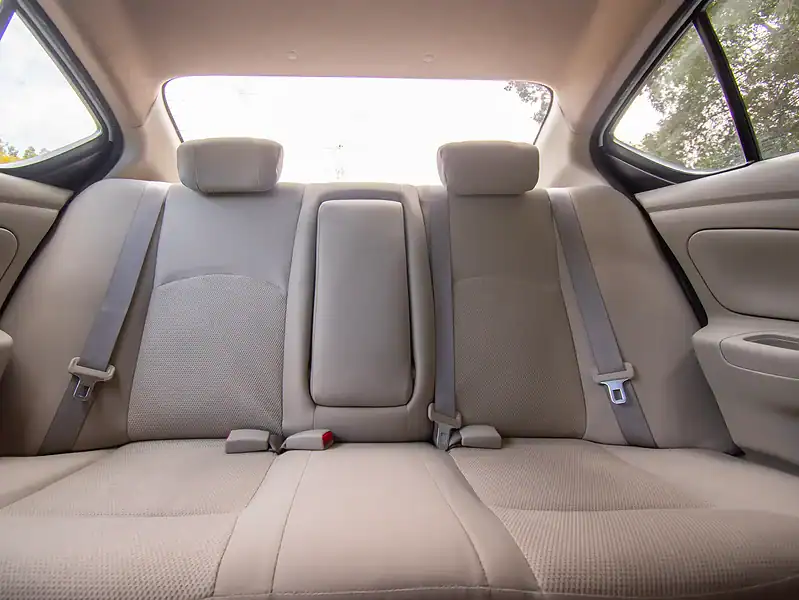 2022 Nissan Sunny SV 1.5L 4 Cylinder Engine GCC Specs FWD White Beige