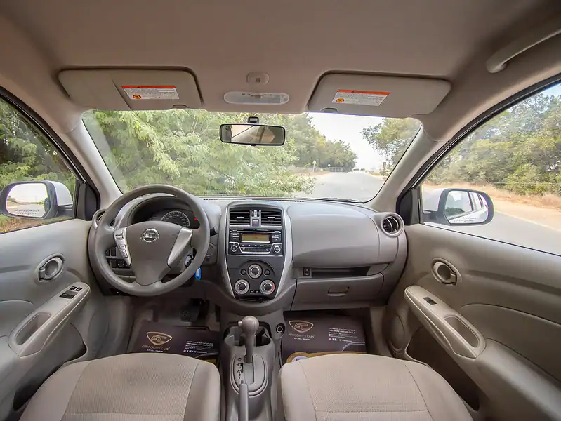 2022 Nissan Sunny SV 1.5L 4 Cylinder Engine GCC Specs FWD White Beige