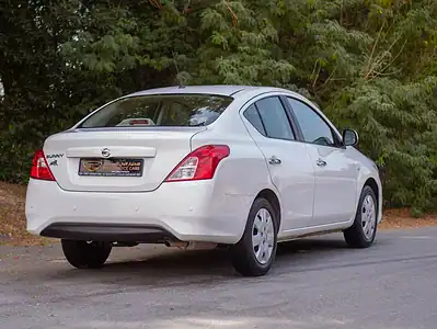 2022 Nissan Sunny SV 1.5L 4 Cylinder Engine GCC Specs FWD White Beige