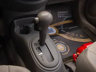 2022 Nissan Sunny SV 1.5L 4 Cylinder Engine GCC Specs FWD White Beige