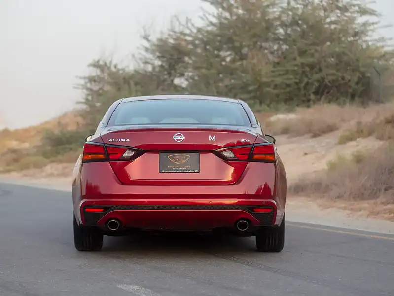 2022 Nissan Altima SV 4 Cylinders Engine Red Beige GCC Specs