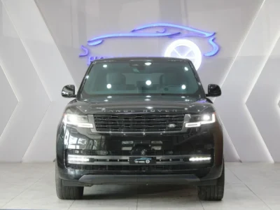 2025 Land Rover Range Rover Vogue SE 4.4L LiterTwin-Turbo V8 Engine Black SUV
