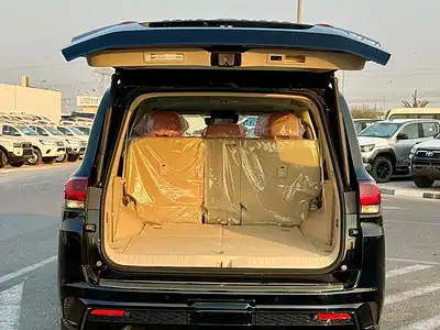 2025 Toyota Land Cruiser GXR 4.0L 6 Cylinder Engine Black Beige SUV GCC Specs