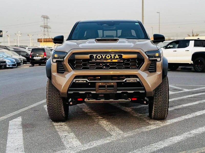 2025 Toyota Tacoma 2.4L TRD PRO TOP OPTION Hybrid Beige Black